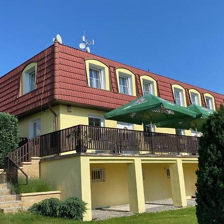 Penzion Kamejk Kamyk nad Vltavou Exterior foto
